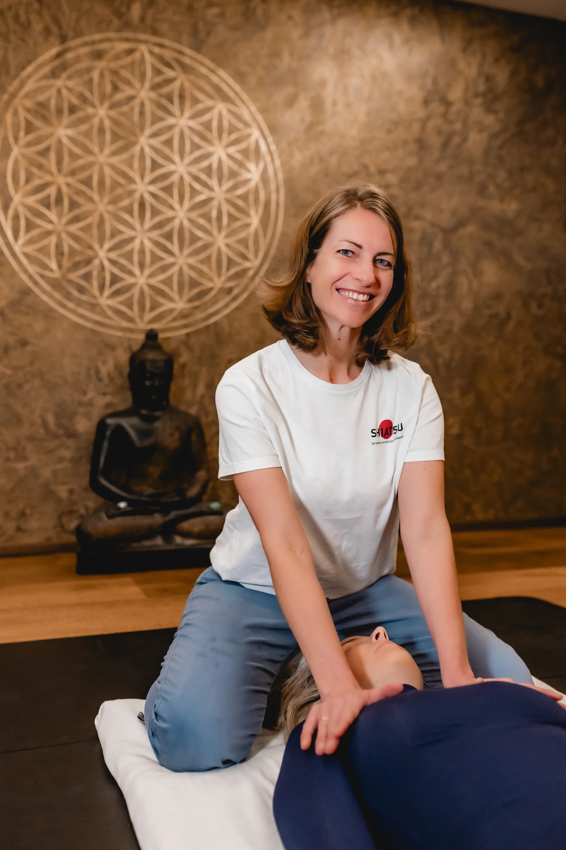 Shiatsu Behandlung Gabriele Loy